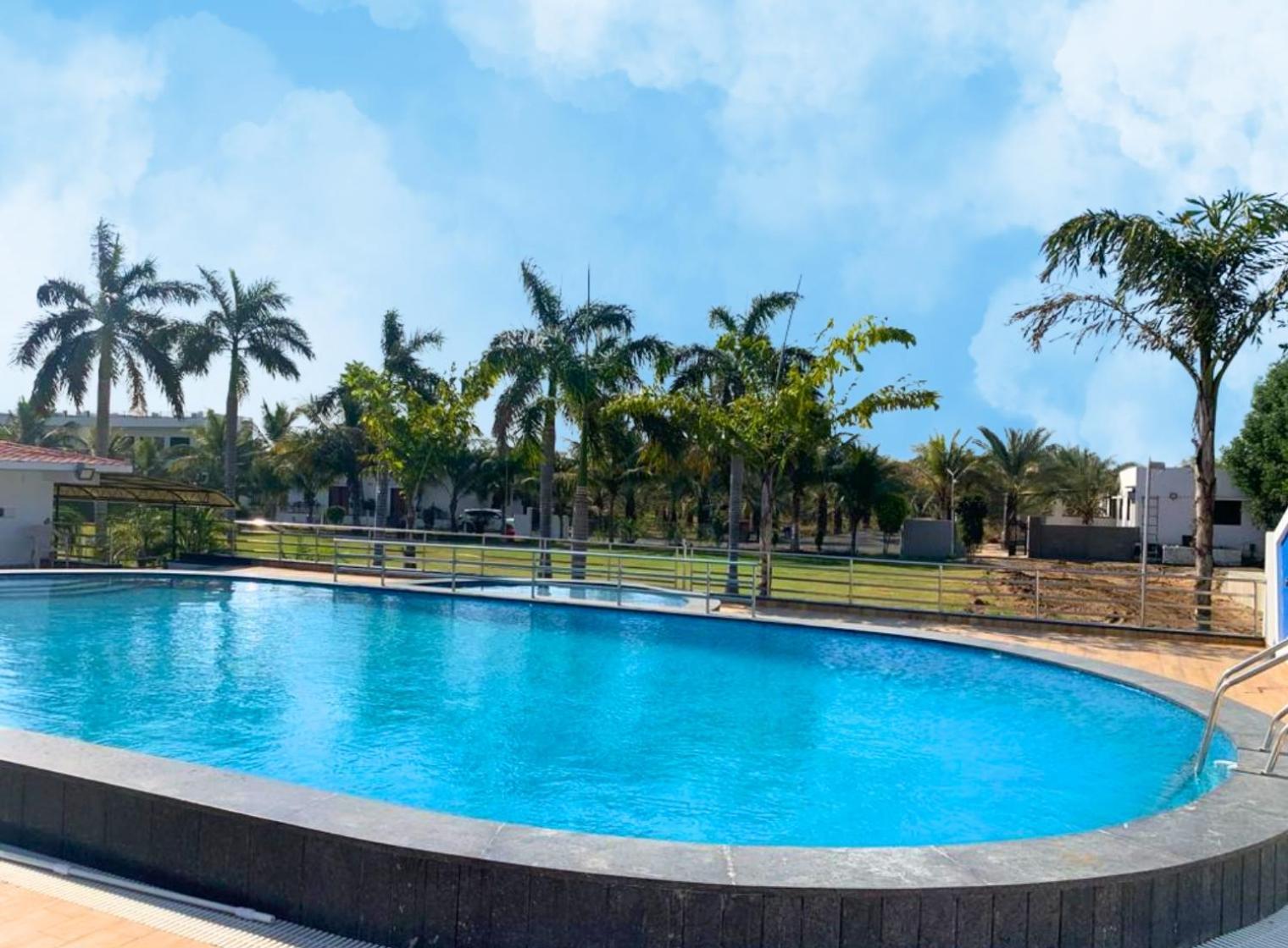 Srk Farm And Resort Anjār Exterior foto